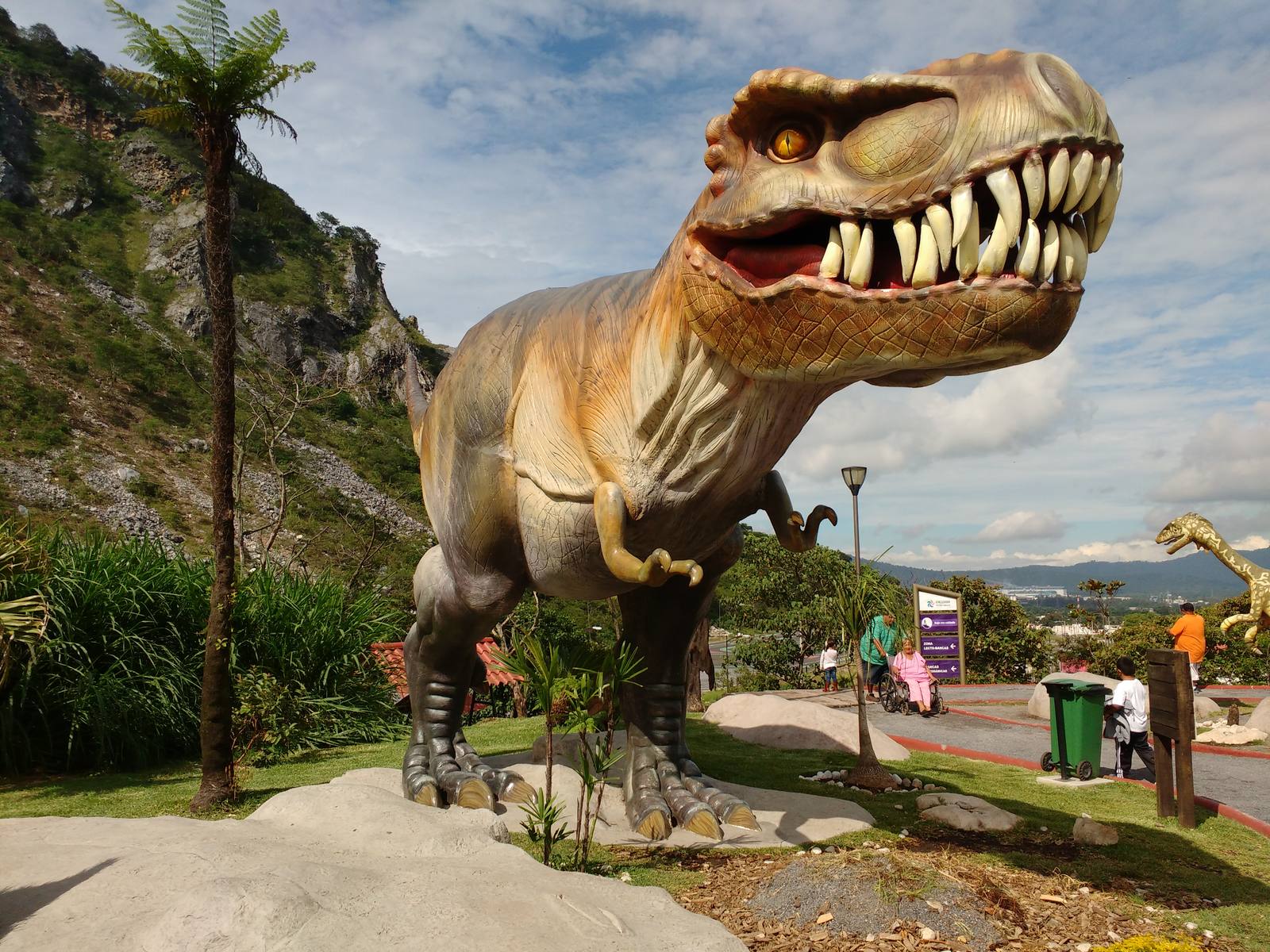 Expo Parque de los Dinosaurios - Main view in Orizaba, Mexico
