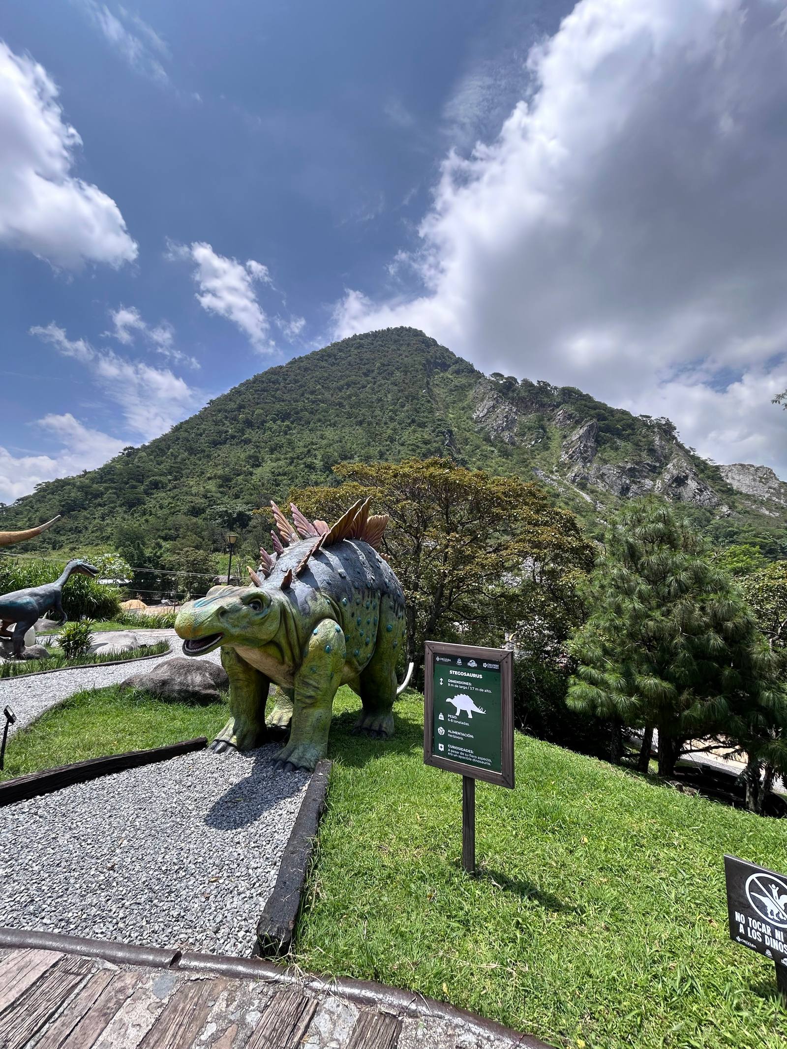 Park scenery - Expo Parque de los Dinosaurios, Orizaba